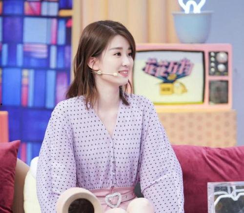 乔欣恋情爆料最新视频,甜蜜视频揭露神秘男友身份